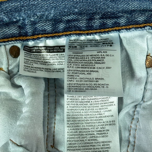 Levis 501 Jeans Mens 36x30 Blue Light Wash Straight Button Fly Cotton 38x30 Tag - Picture 8 of 10